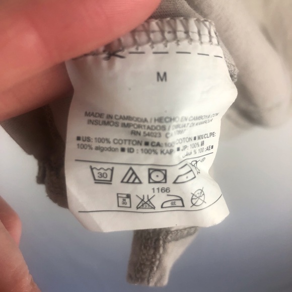 ❤️3/$30 Boyfriend 100% cotton tee - Picture 6 of 13